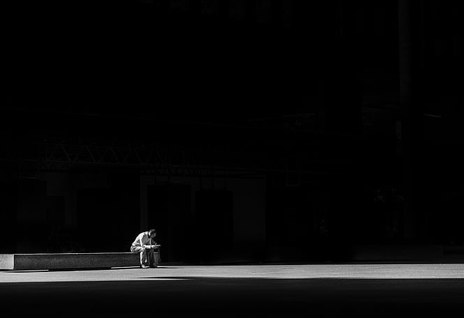 九型側翼5w6：具有第六型翼型的第五型人：“問題解決者”