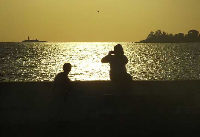 奧斯卡·伊察諾 Oscar Ichazo