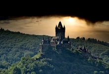 1號性格vs.5號性格：完美主義者vs.觀察者