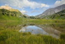 七號童年背景及關系成長