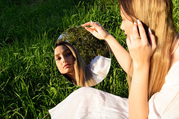 INTJ類型的人通常是大膽的創(chuàng)新者，策略性思考表現(xiàn)出色